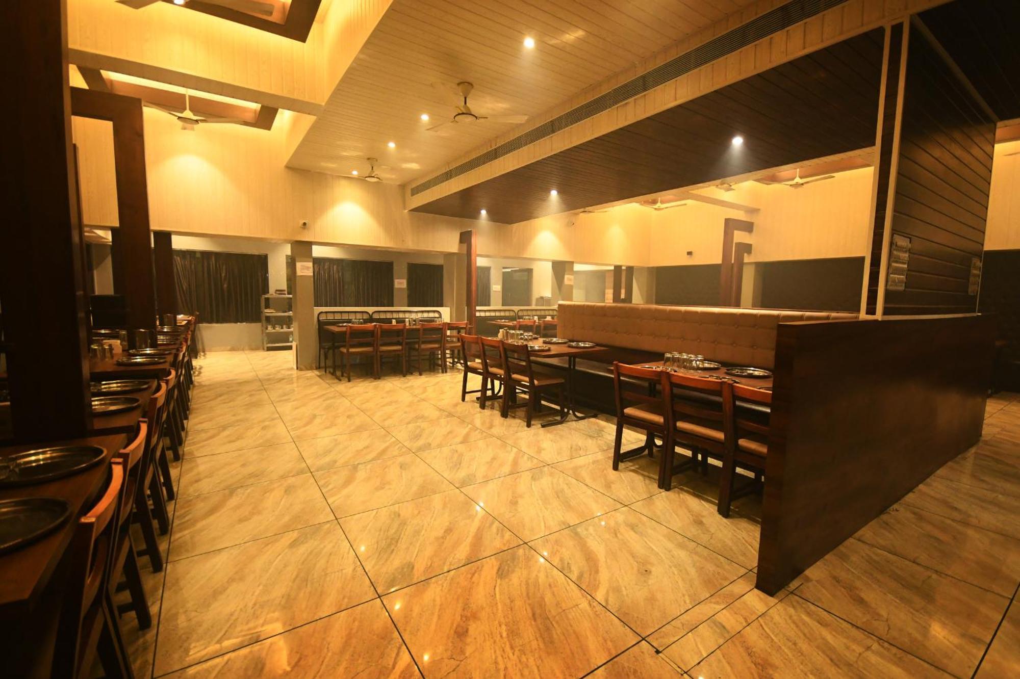 Hotel Opal Kolhapur Extérieur photo