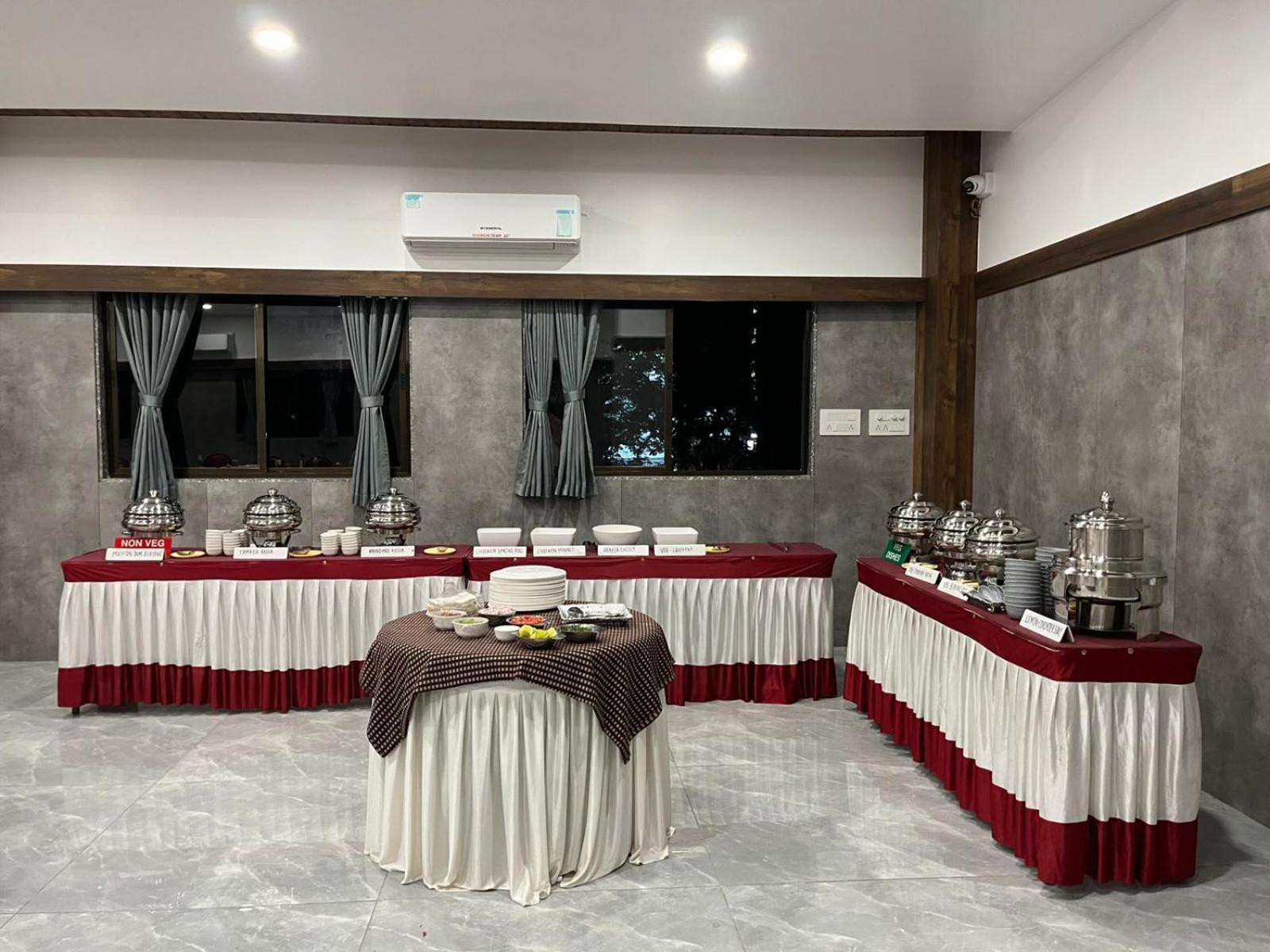 Hotel Opal Kolhapur Extérieur photo
